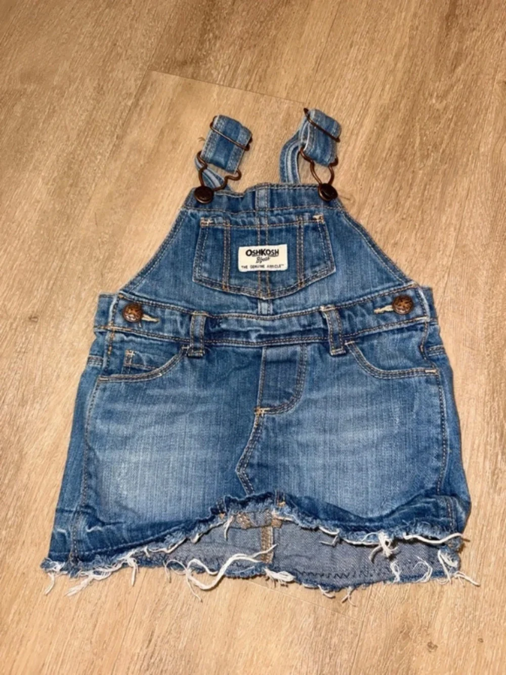 OshKosh B'gosh Denim Dress Overalls – 9M